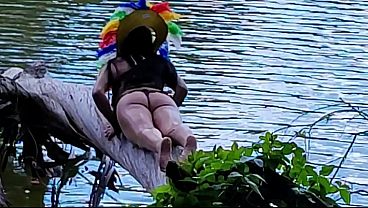 Featuring The Return Of Actress Rebecca Santos, Revamped In An Outdoor Scene In The Woods, Giving Ass Pounding Until She Gets Finish Inside And It Spurts Out. Vagninho E Rebecca