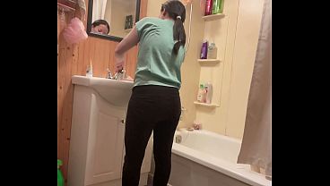 Hana Clean Her Face Then Nake In The End