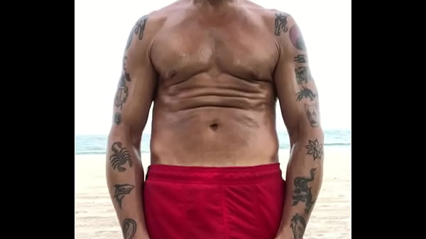 Beach Physique Bro
