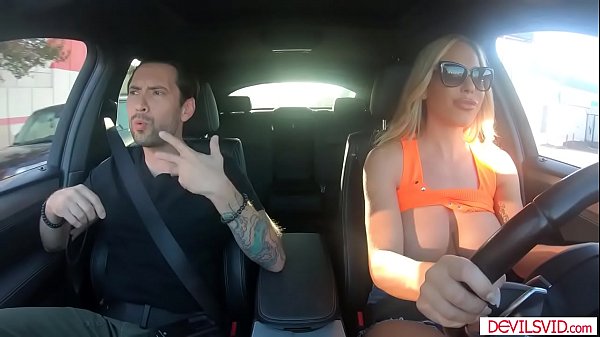 Stacked Driver Fucks Passenger For Enormous Tip