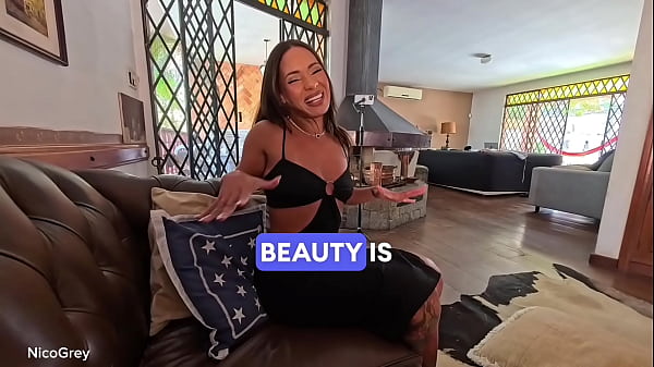 ALLURING BRUNETTE VIXEN LOVES TONGUE PLAY - Natural Breasts Hop, Messy Oral, Load In Muzzle POV!