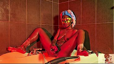 Jizz Bath Me Im SUCH A Raunchy Babe!!