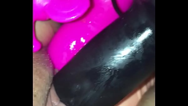 Cooch Full Of Dildos