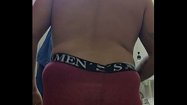Estrenando Tanga Robada