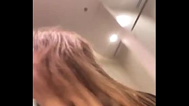 Extreme Masturbate Inside Down In Public. Jucielussie