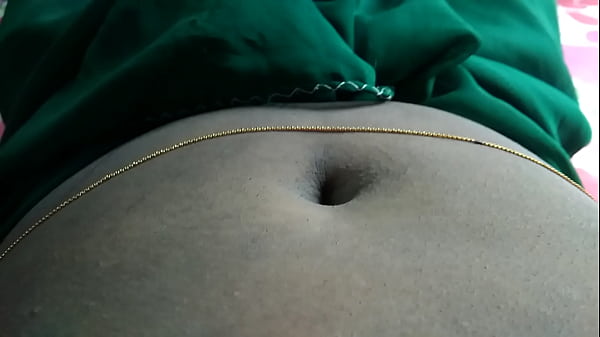 Desi Navel