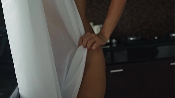 SANKTOR - FITNES TALL YOUNG-BABE WITH LITTLE BREASTS MASTURBATES