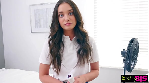 Sassy Stepsis Gia Paige, "I Bet You Couldn't Even Last 30 Seconds In My Honeypot"