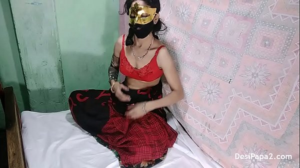 Indian Bhabhi With Her Lover Trying To Fulfill Their Sexual Lusts So Went Home For Sexual Fun Where Traditional Sex Changed In Western Style