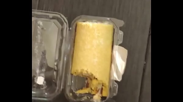 Pounding Lemon Cake Foot Kink