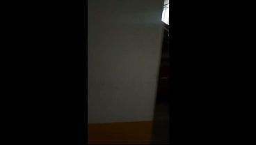 Recordação De Um Carnaval. Empurrei O Mastro No Bucetão Da Pampam. Tesão Bateu, Fudemos No Estacionamento E Nem Queríamos Saber Se Tinha Alguém Sabendo.