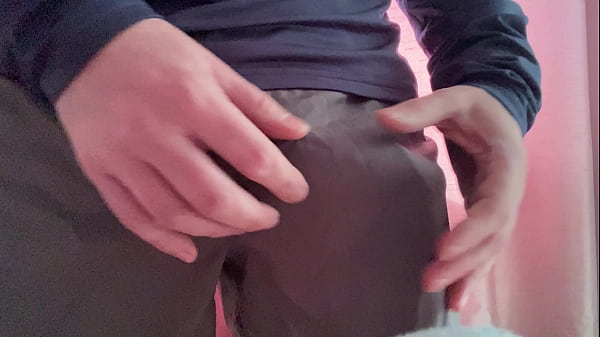 Mr Massive Shaft UK Pulling Out Whitezilla From His Gym Shorts