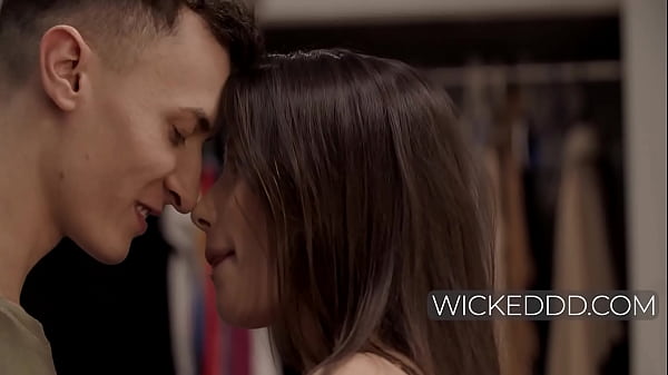 Walk In Closet For Her Snatch Socket