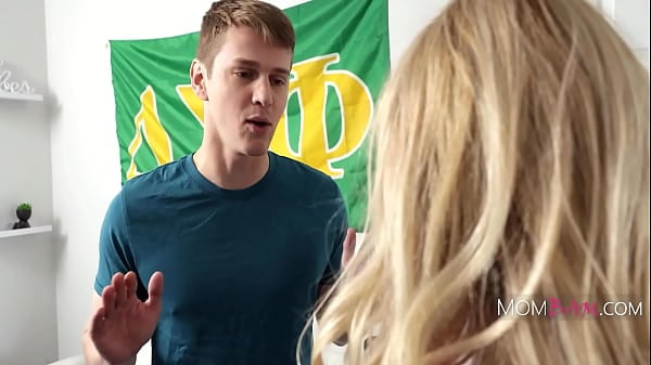 My Rod Eased In Step MOTHERS Unprotected Cunt - Alexis Malone, Sage Roux