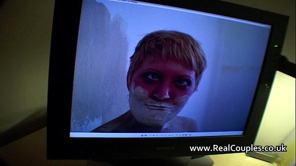 Freaky Ravishing British Couple Have Sex Outdoors