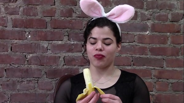 Roxy Craves Banana