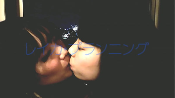 Lezbiankiss10 -Sample-