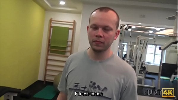 HUNT4K. Buddy Earns A Lot Of Cash By Selling GF's Tight Snatch In Gym