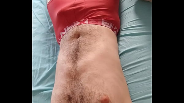 Pau Marcado E Latejando Dentro Da Cueca Do Peludo