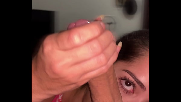 Além De Bater Punheta Gostoso A Debora Prado Faz Um Boquete Profundo E Babado