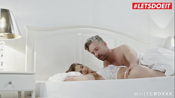 LETSDOEIT - Steamy Up Call For Sarah Kay This Morning