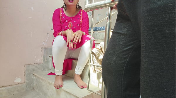 Desisaarabhabhi -Indian Shy Kamwali Fucked Vigorous By Her Landlord Kamwali Ke Sath Outdoor Masti Lagging Utar Kar Zabardast Gaand Chodi Hindi