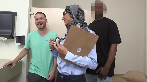 MIA KHALIFA - Funny Hj Bloopers & Outtakes With Tony Rubino