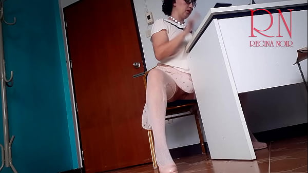 Hidden Camera In Office. Upskirt Assistant. SeXretary. No Panties Office Hotwife. Nude Office. Hidden Cam, Spy Cam,