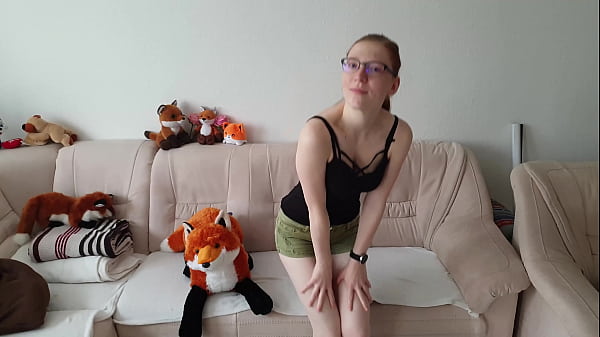 Authentic Virgin Young-babe Gitrl Schows Her Fantastic Boobs The Very First Time