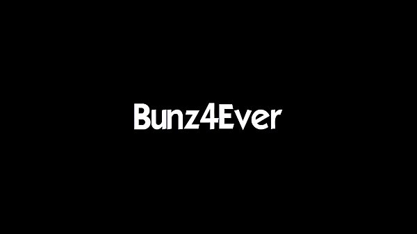 15 Curvy Busty Models - Chunky Stripper Brittish, Strella Kat Unclothed, Bunz4Ever Undressed, Pawg Ms Berrry Nude And More Curvy Nude Babes