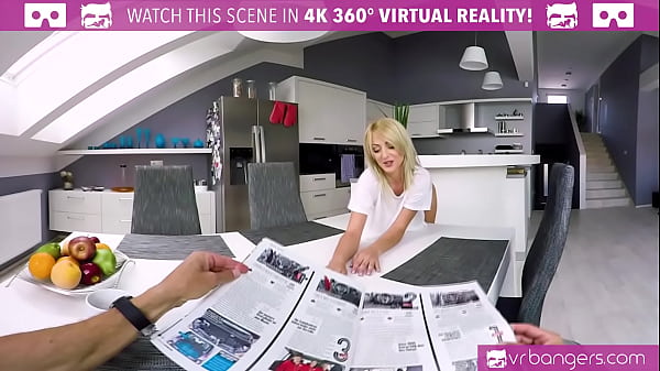 VR PORN-PUSSY FOR BREAKFAST – KATY ROSE VR JERKING OFF