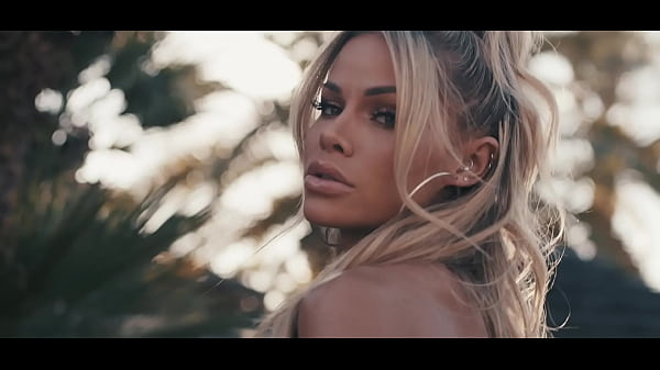Clip De Jessa Rhodes A Los 25 Años De Edad En 2018 Con Grandes Senos