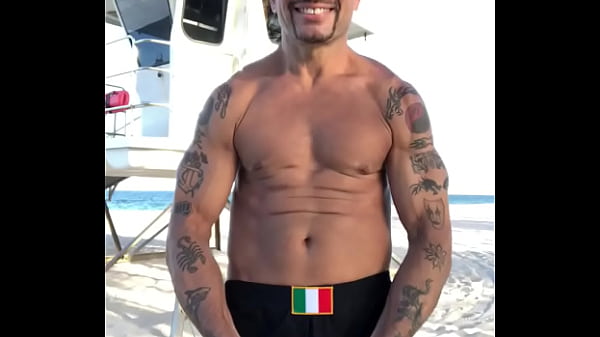 THE PORN STAR CHAMPION MAXXX LOADZ