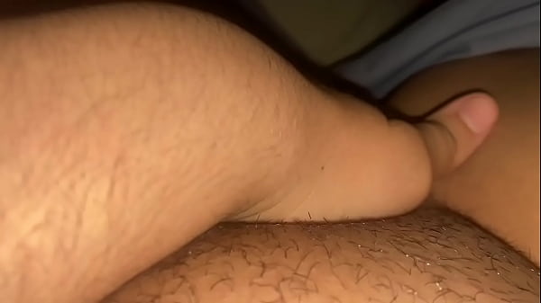 Latina Curvy Se Quita Los Leggings Y Se Masturba - Finger Banging Y Sighing True