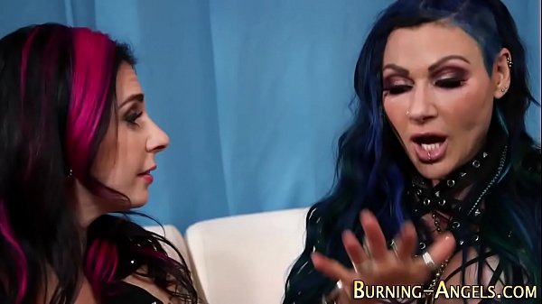 Alt Emo Lesbian Eaten