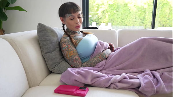 Smoking Goth Housewife Seduces With Her Husbands Bestie - Tigerlilly & Lev Lieben