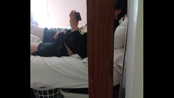 Spy On Masturbating