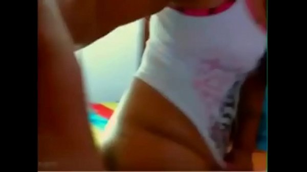 Latina Rump Clap