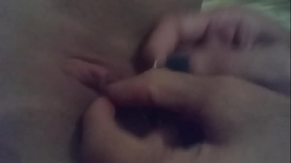 Colocando Piercing