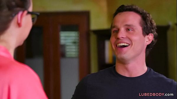 Jay Taylor Provides A Special Massage To Robby Echo