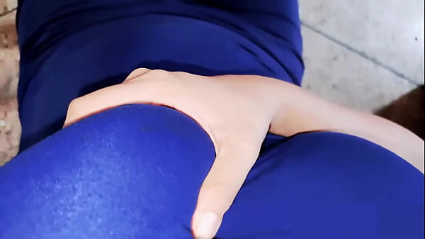 Me Quedo Sola En Casa Y Aproveché Para Ver Porno Y Me Comienzo A Tocar