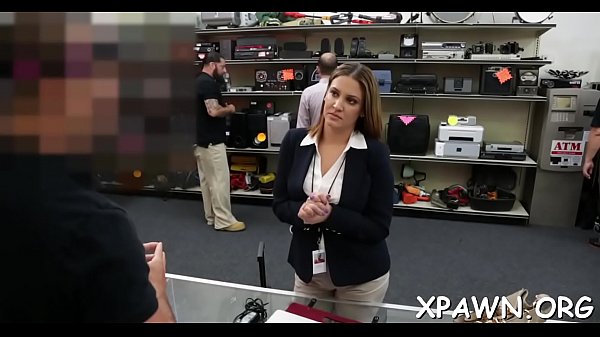 Candid Gets Some Specie To Show Us Her Scorching Moves