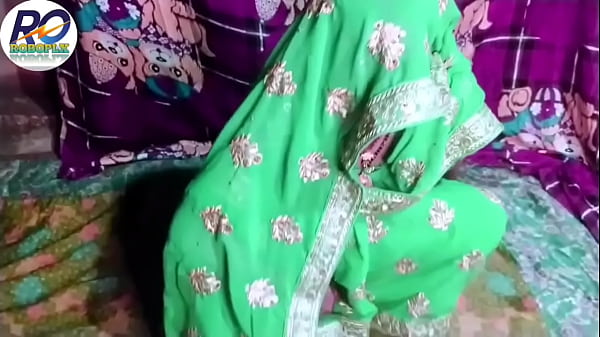 Desi Aunty And Nephew Screwed Together, Removed Green Saree And Blouse And Nailed, Hindi Audio