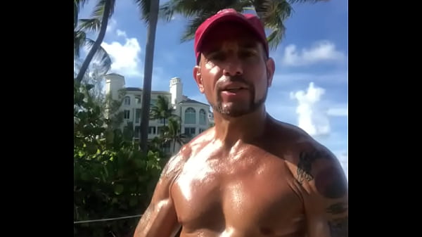 WORDS Of WISDOM FROM MAXXX LOADZ THE BEACH FIGURE PORNSTAR