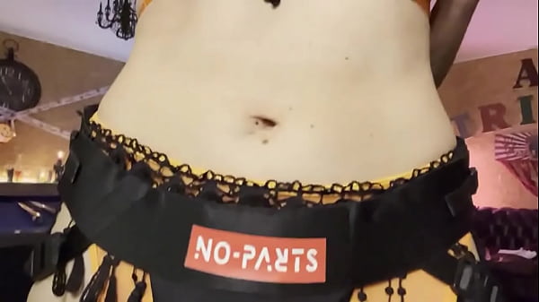 Qu'est Ce Que Tu Lis Sur Ma "ceinture" ?