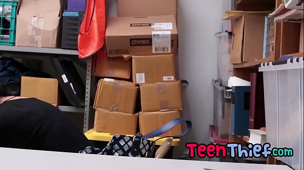 Teenthief-2-3-17-shoplyfter-penelope-reed-full-hi-18hd-3