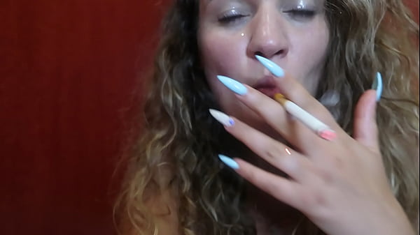 Doing A GREEDY CLOSEUP BJ DILDO While HOT A CIGARRET!!