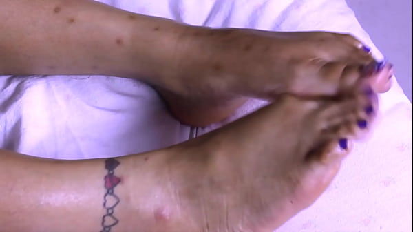 Sultry Chunky Black Honey Make Him Seed All Over Her Feet Plump Ebony Sole Stroking