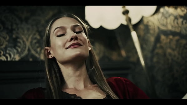 Golden-haired Hottie Mesmerized To Eat Pussy - Horny Vampire Lezdom Turns Tiffany Tatum Into Her Sex Sub