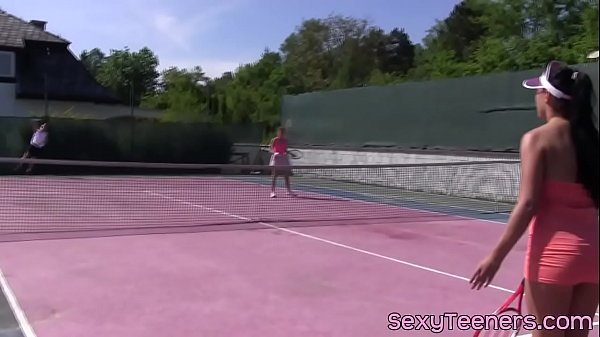 Fourway Cuties Pussyfucked On Tennis Court